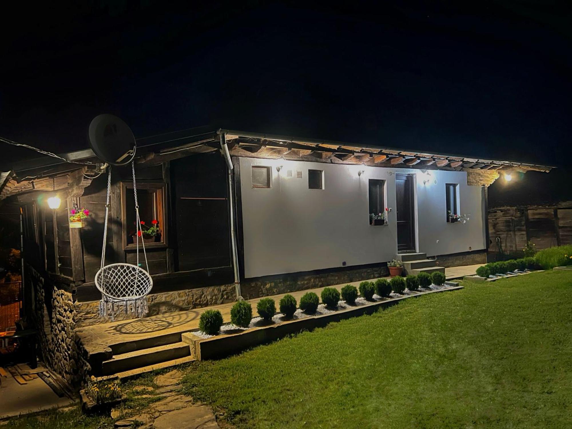 Villa Старият Дюкянь Elena Esterno foto